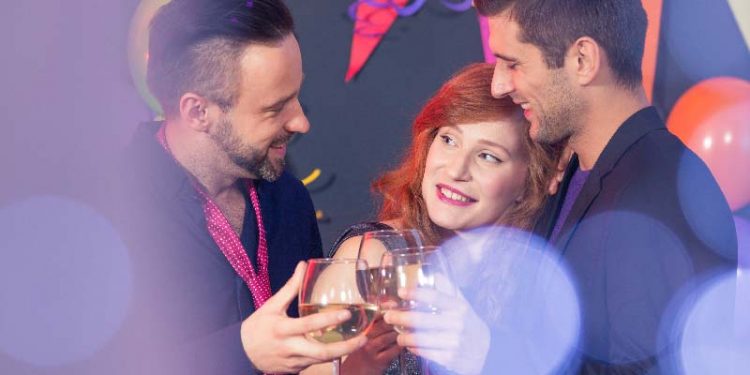 prima intalnire cu un cuplu