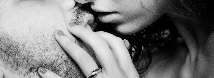 sex cu mai multi barbati de fata cu sotul