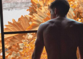 tony-fantezii-sex-gay